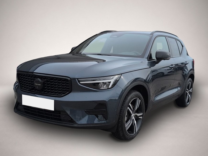 Volvo XC40 (09/2025, Benzin)