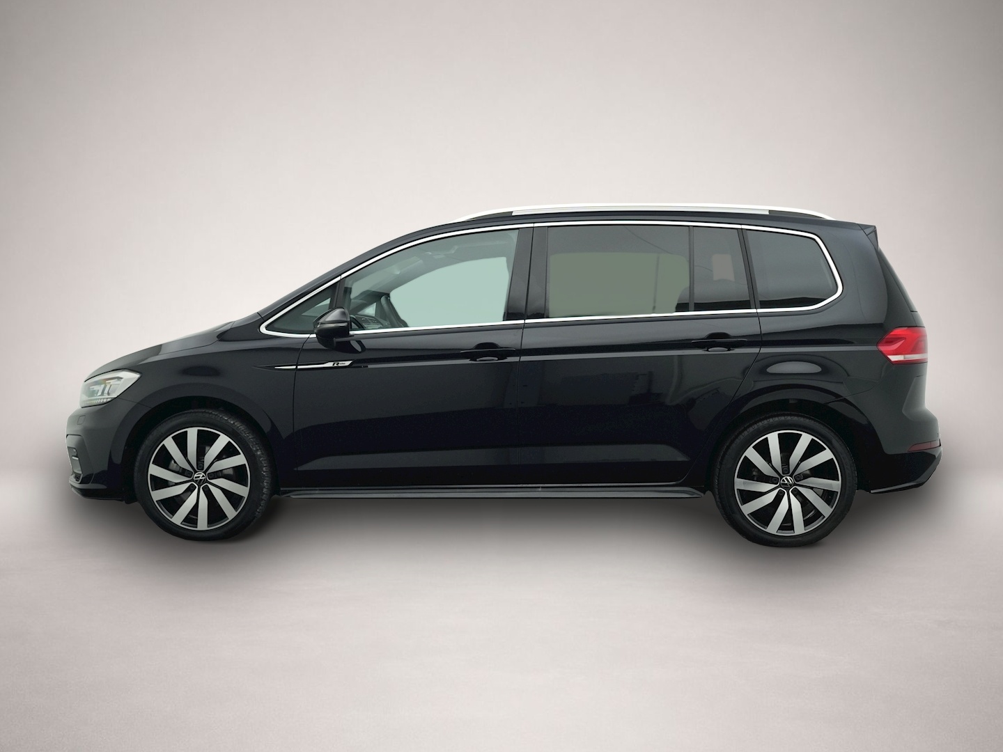 Volkswagen Touran (02/2024, Benzin)