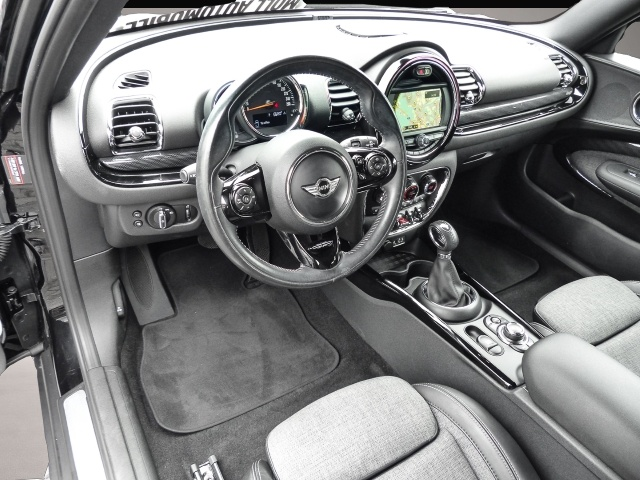Mini One Clubman (10/2017, Benzin)