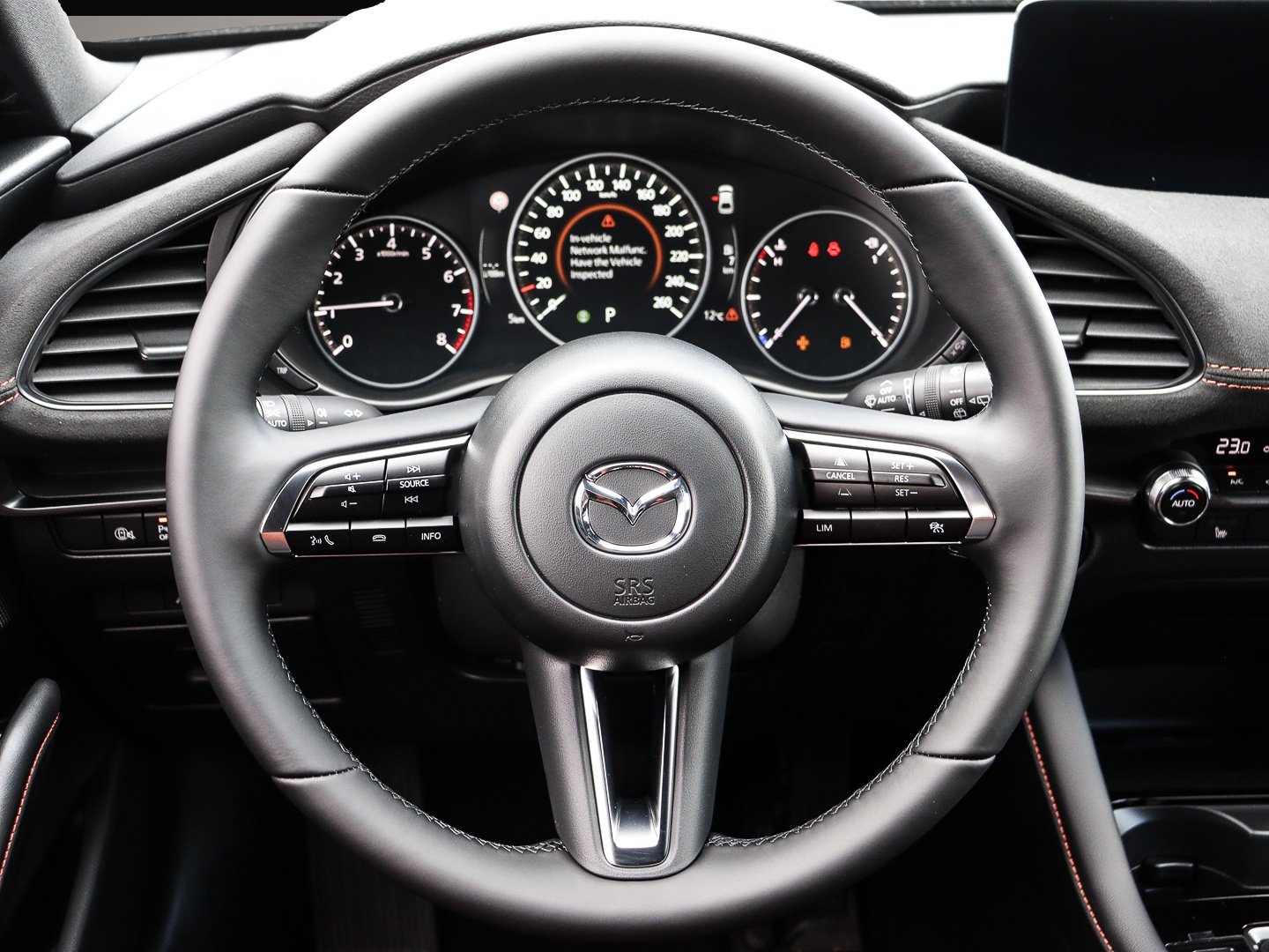 Mazda 3 (06/2026, Benzin)