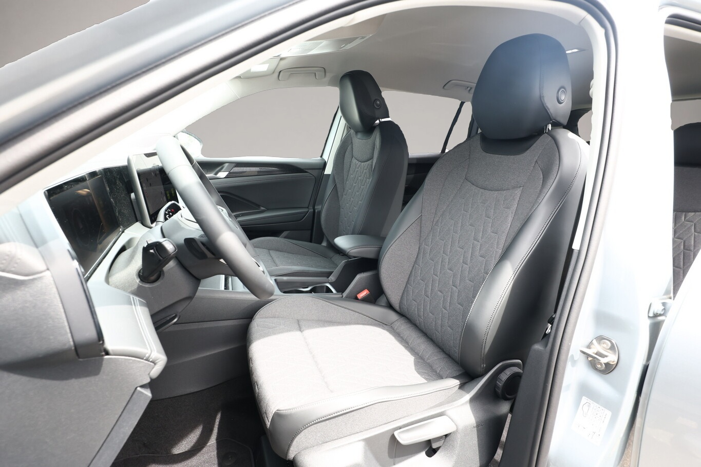 Volkswagen Tiguan (05/2026, Benzin)