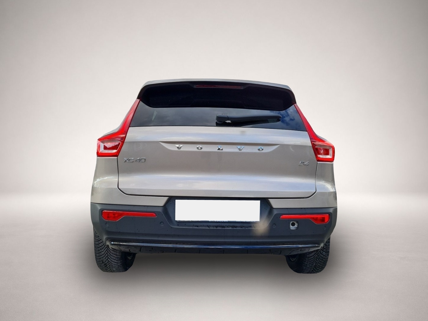 Volvo XC40 (04/2024, Benzin)