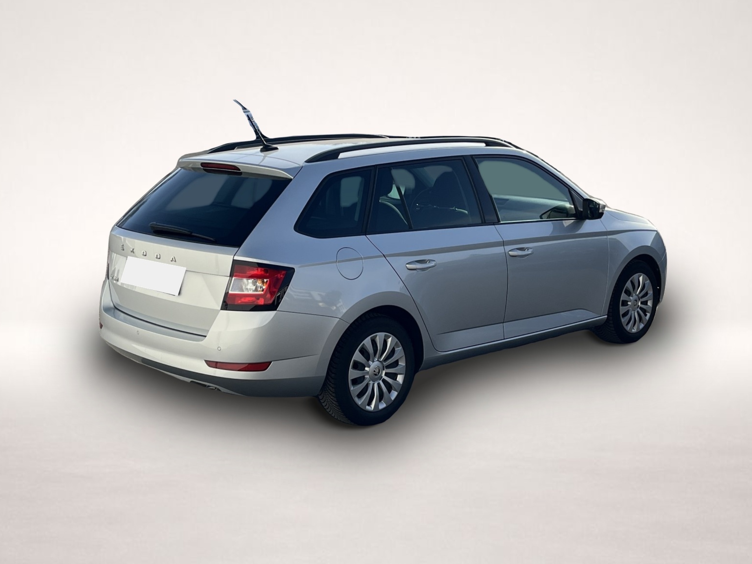 Skoda Fabia (03/2022, Benzin)