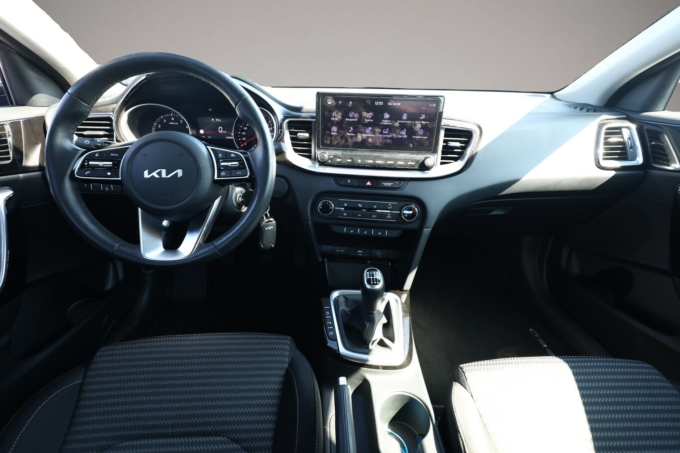 KIA cee'd / Ceed (05/2024, Benzin)