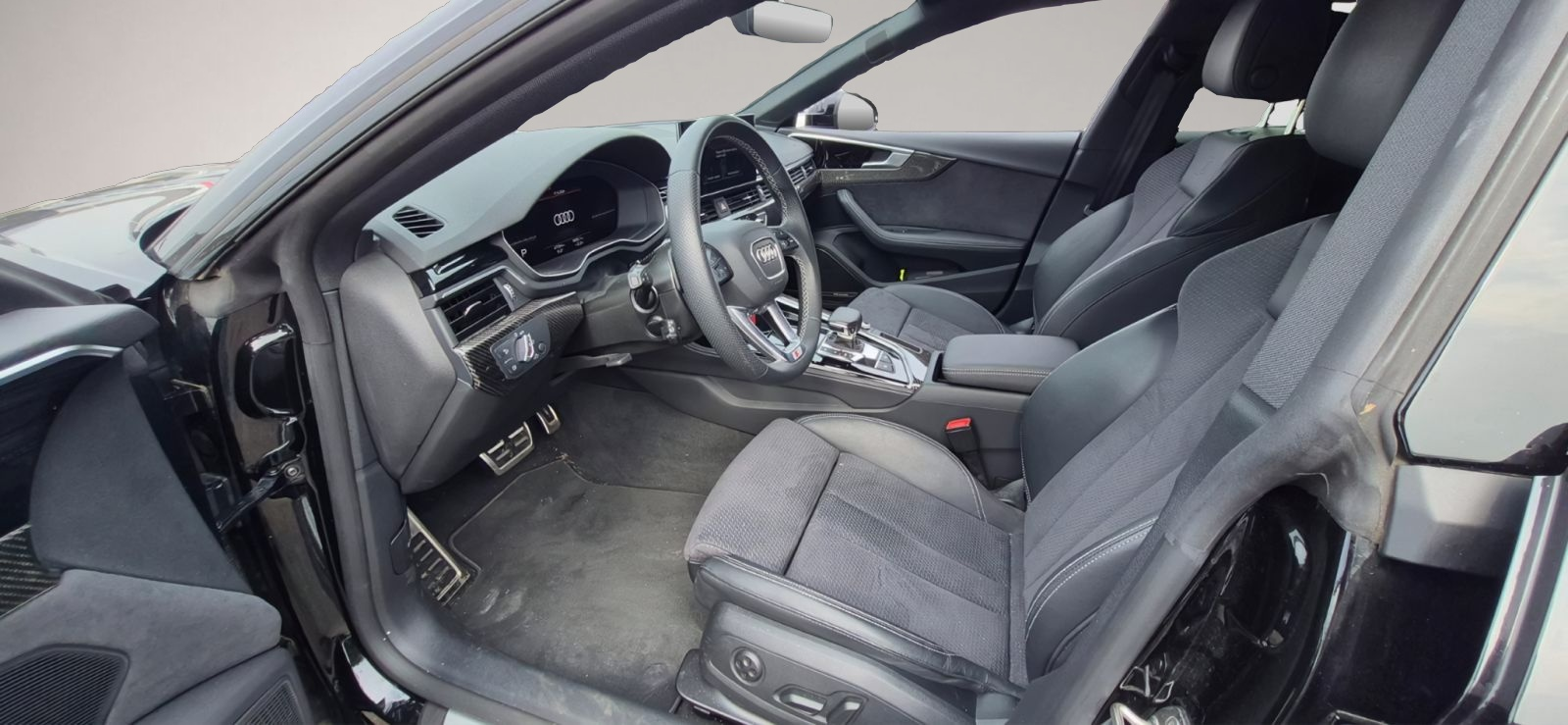 Audi A5 (08/2023, )
