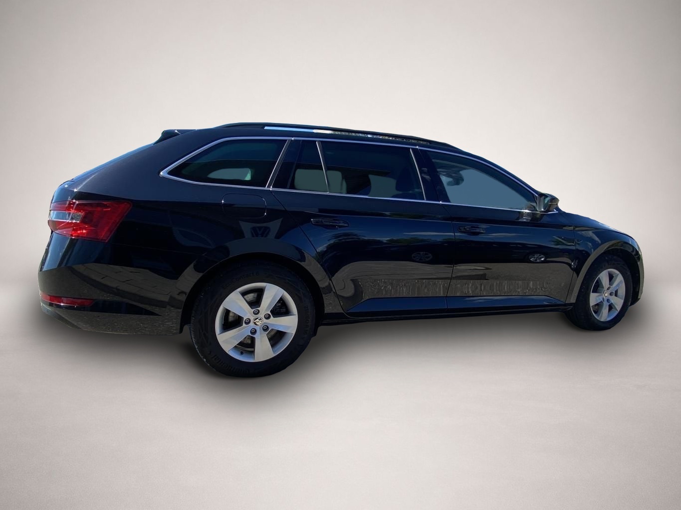 Skoda Superb (03/2024, )