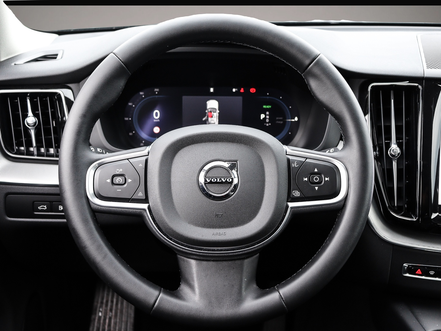 Volvo XC60 (03/2025, Hybrid (Benzin/Elektro))
