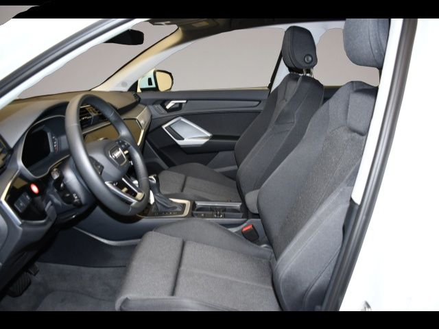 Audi Q3 (10/2025, )