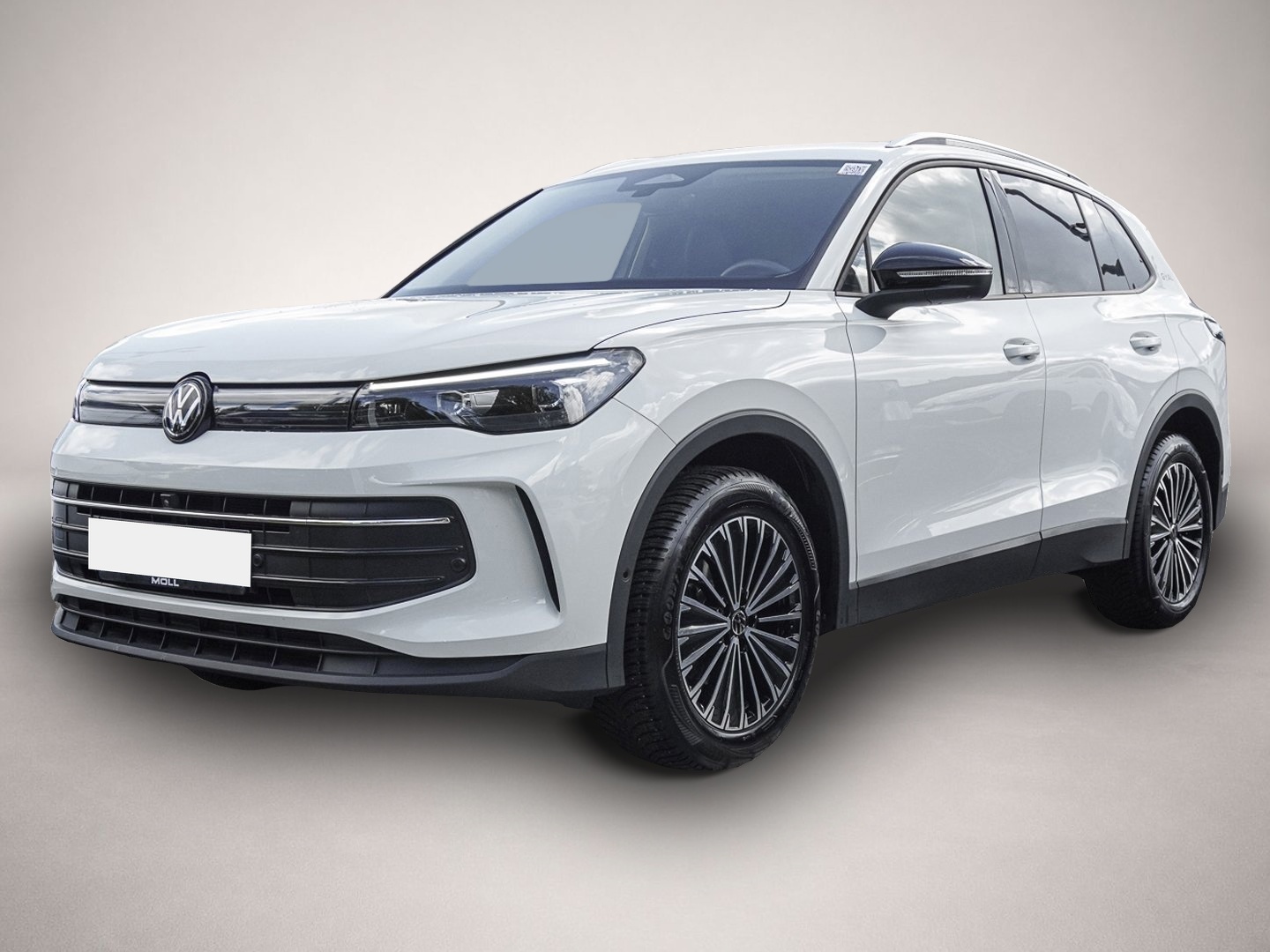 Volkswagen Tiguan (10/2025, Benzin)