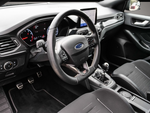 Ford Focus (06/2020, Benzin)