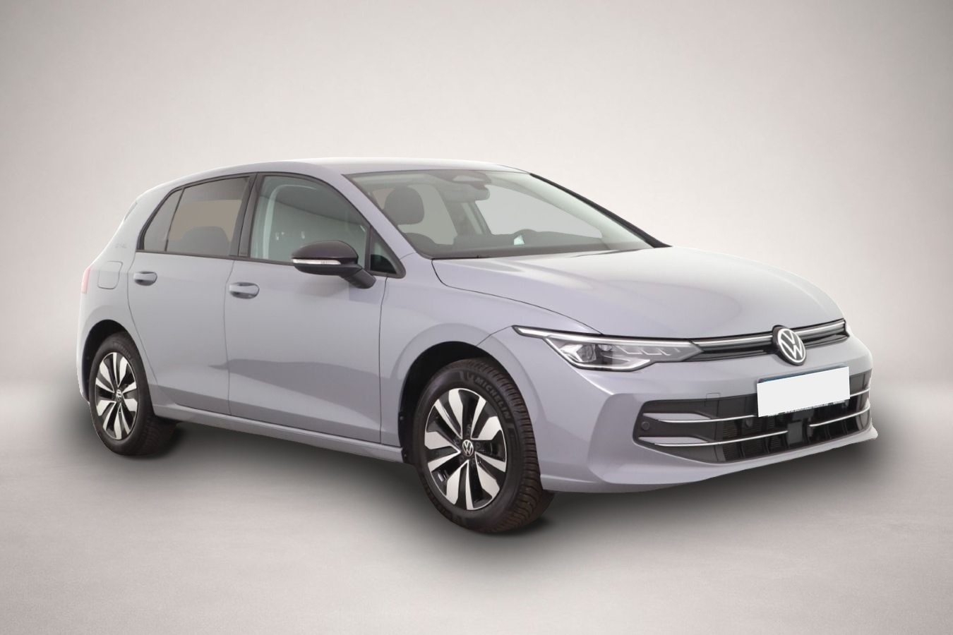 Volkswagen Golf (10/2025, Benzin)