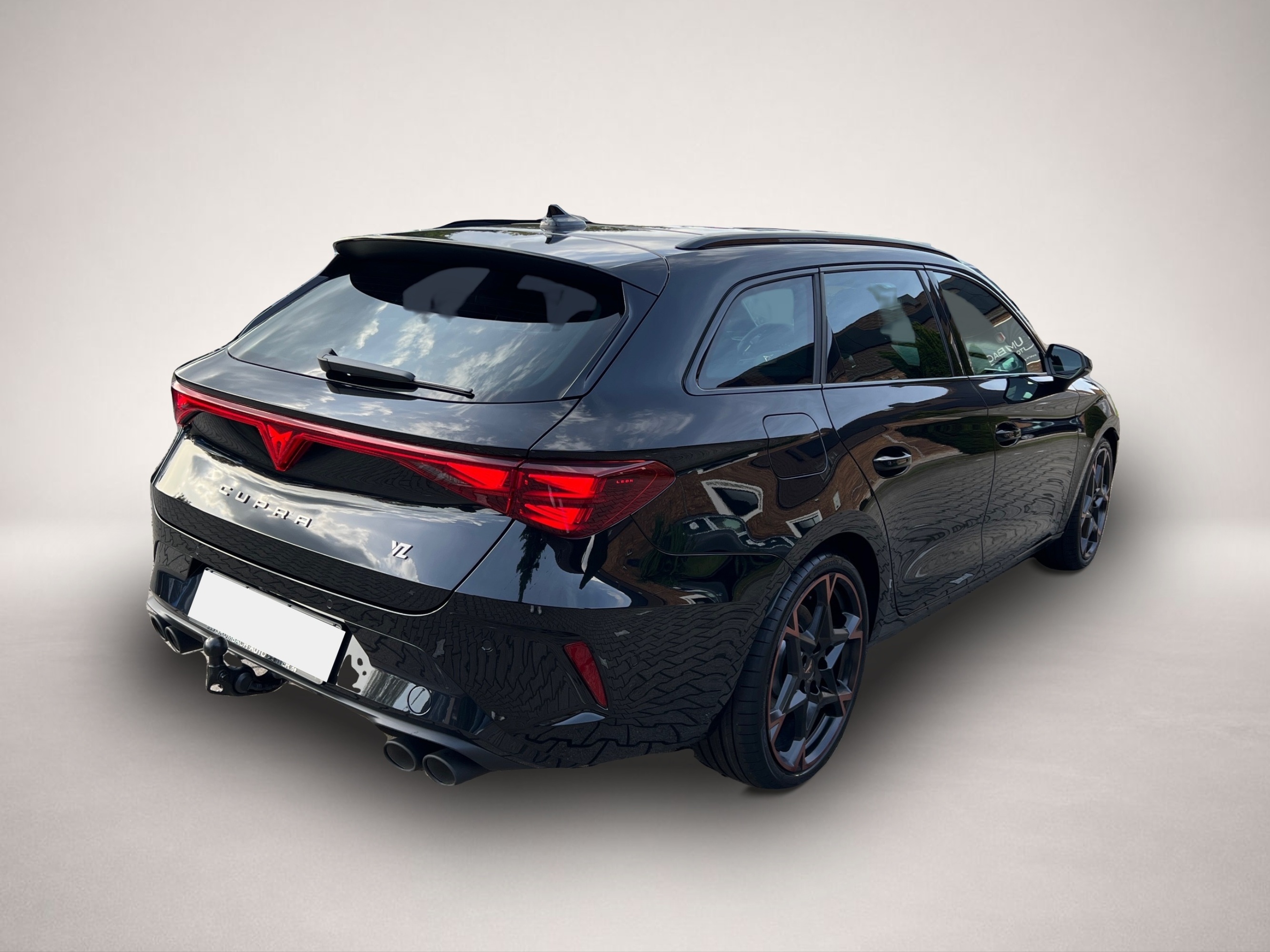 CUPRA Leon, image 5 of 5