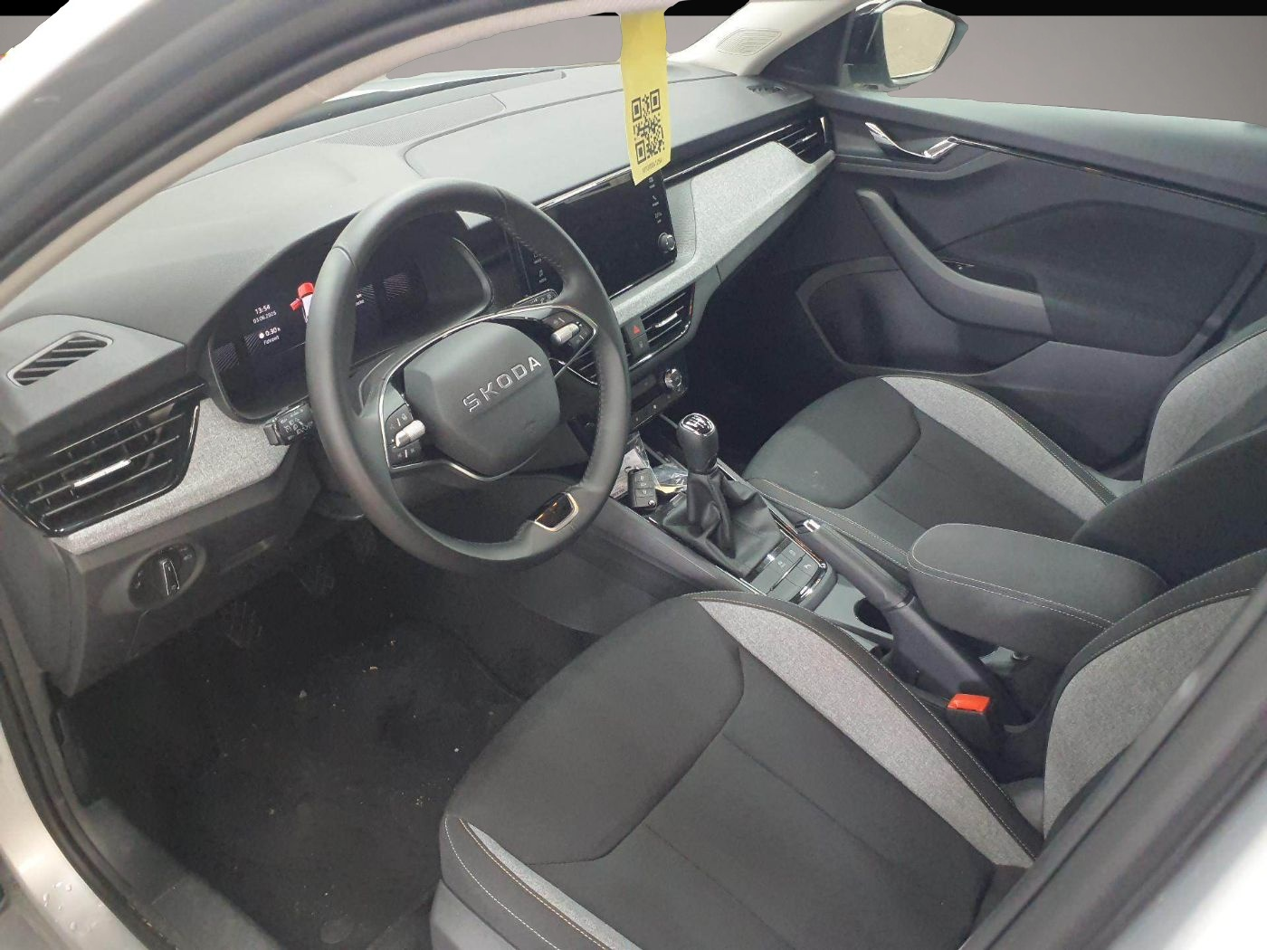 Skoda Scala (11/2025, Benzin)