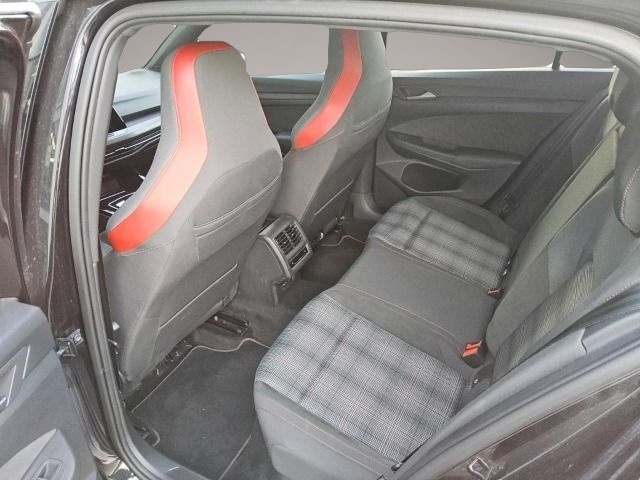 Volkswagen Golf (07/2022, Benzin)