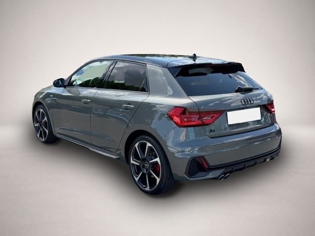 Audi A1 (06/2023, Benzin)