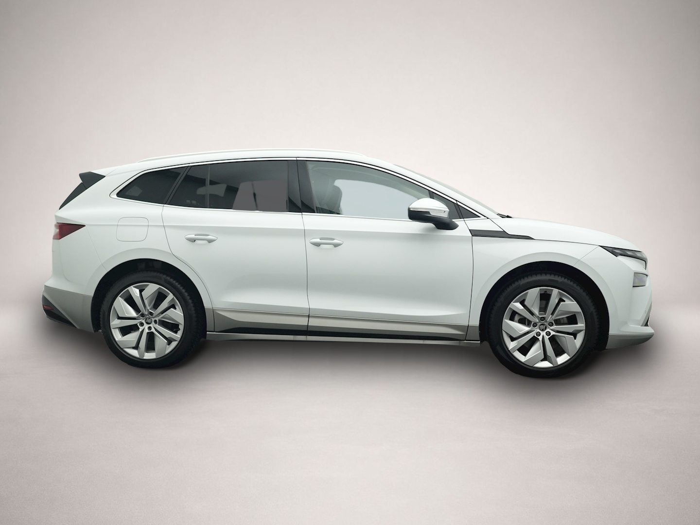Skoda Enyaq (10/2025, ELECTRIC)