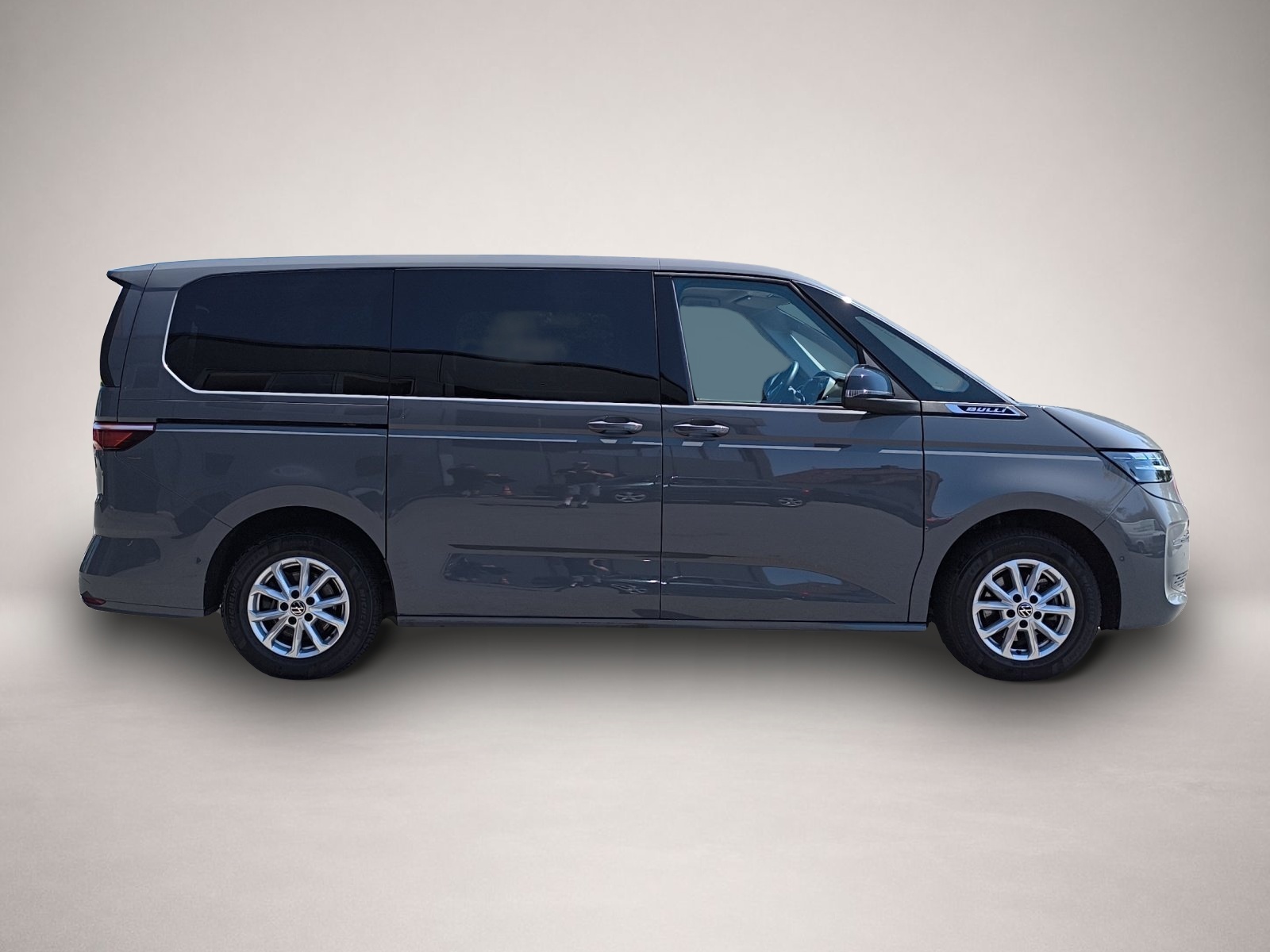 Volkswagen T7 Multivan (08/2025, Diesel)