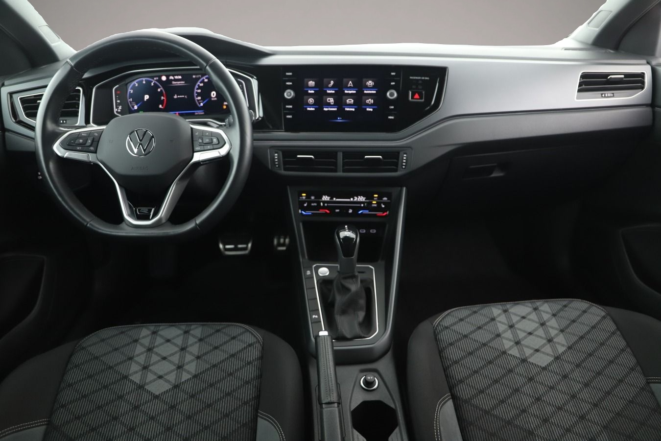 Volkswagen Taigo (01/2023, Benzin)