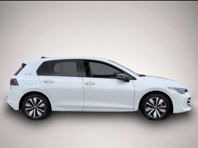 Volkswagen Golf (07/2025, Benzin)