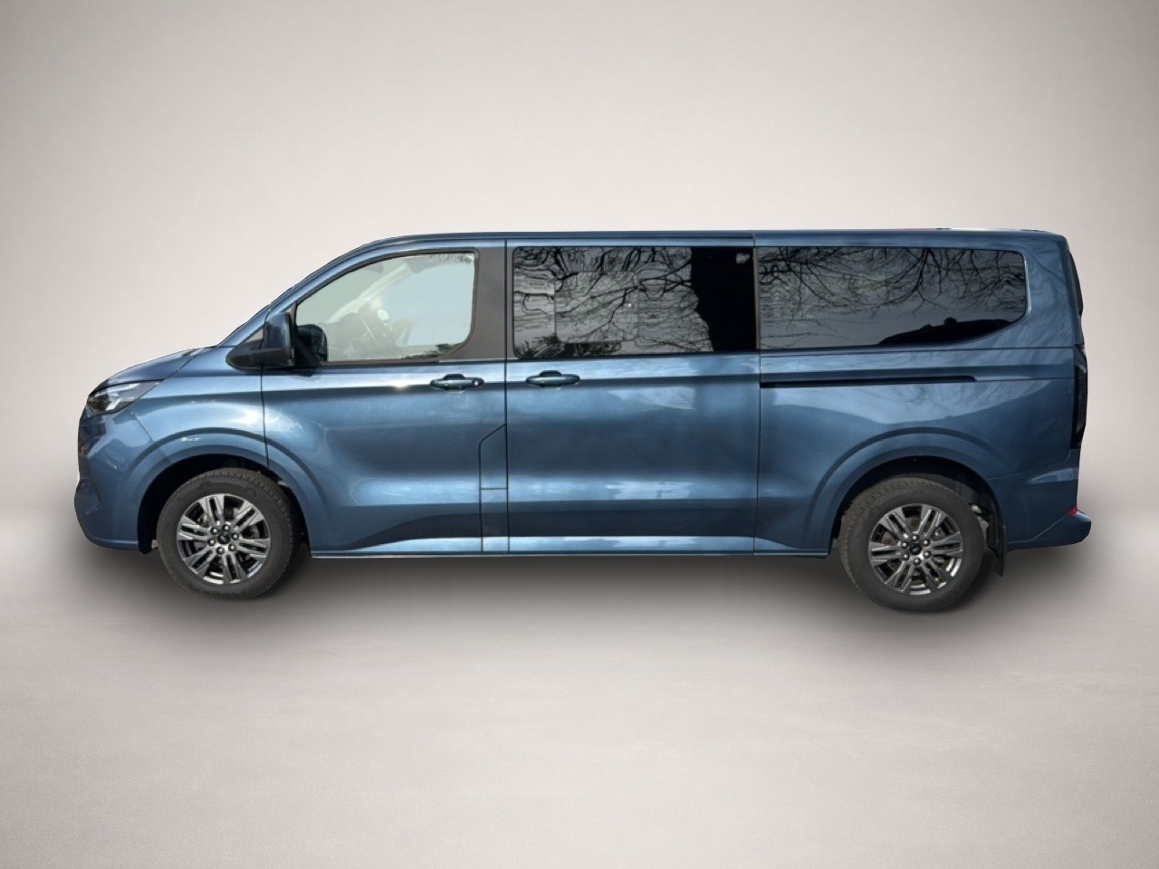 Ford Tourneo Custom (02/2025, Diesel)