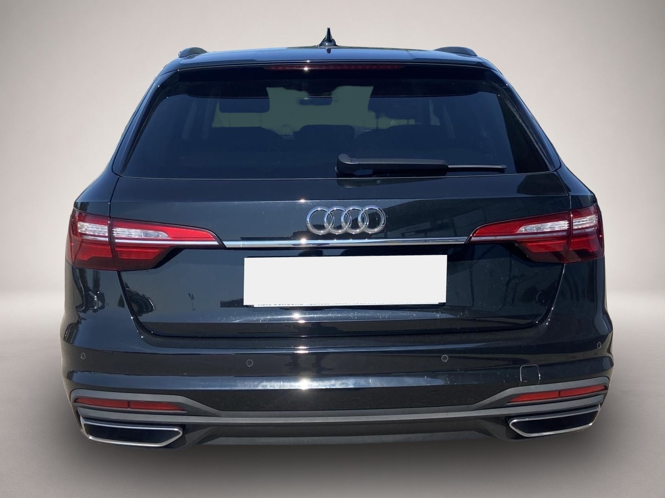 Audi A4 (05/2022, )