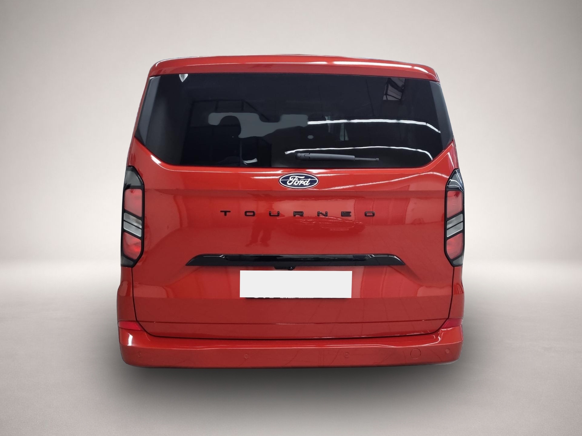 Ford Tourneo Custom (01/2026, Diesel)