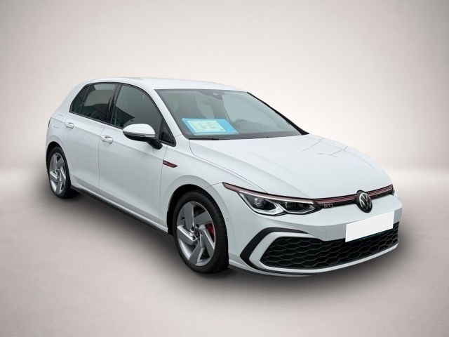 Volkswagen Golf (03/2023, Benzin)