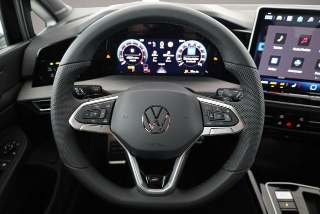 Volkswagen Golf (08/2026, Benzin)
