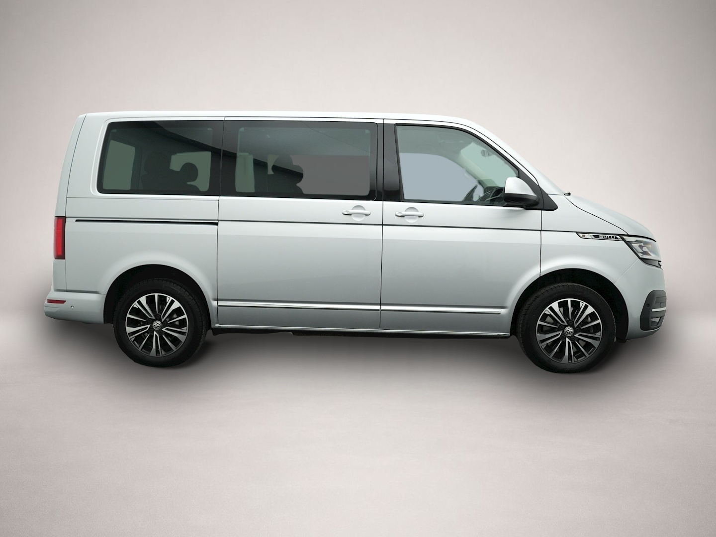 Volkswagen T6 Multivan (01/2024, Diesel)