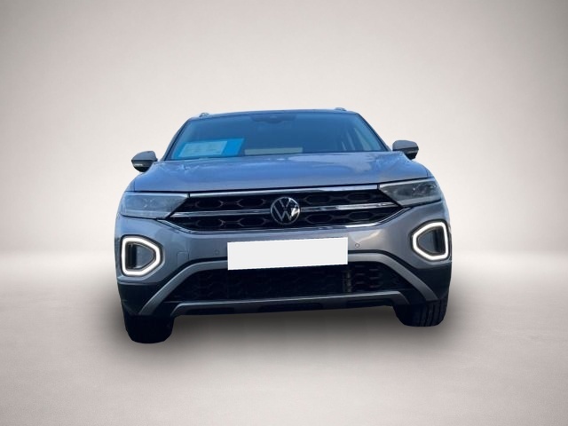 Volkswagen T-Roc (10/2023, Benzin)