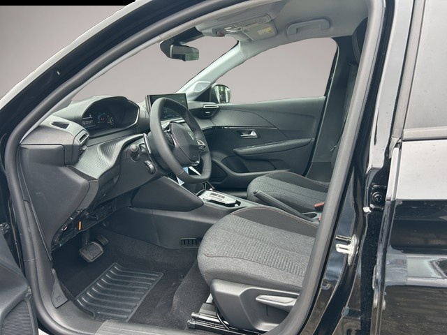 Peugeot 208 (08/2025, Benzin)