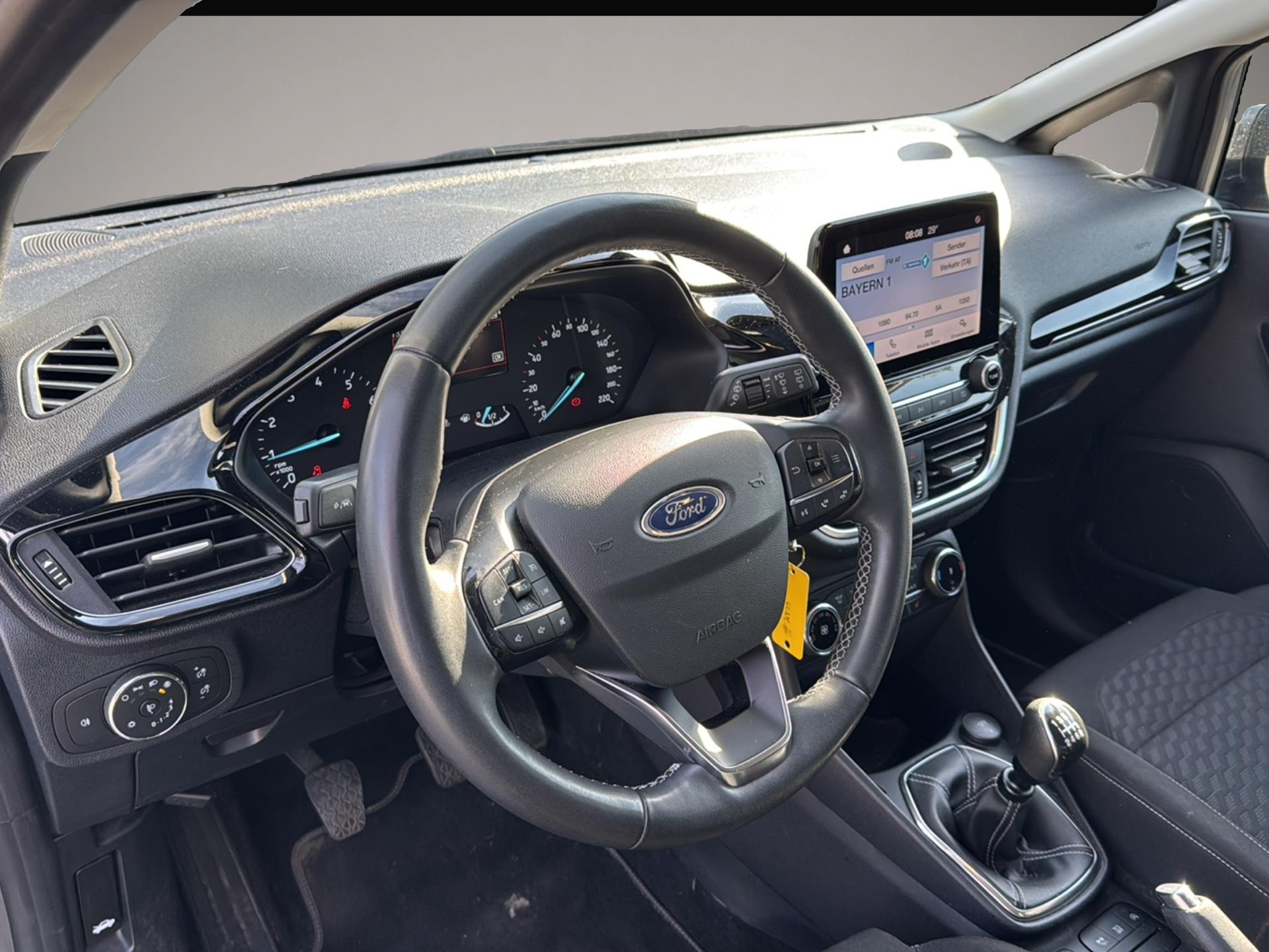 Ford Fiesta (07/2022, Benzin)