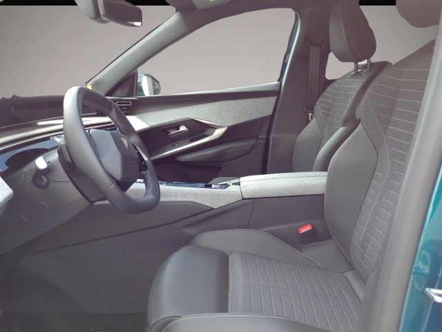 Peugeot 3008 (06/2024, Benzin)
