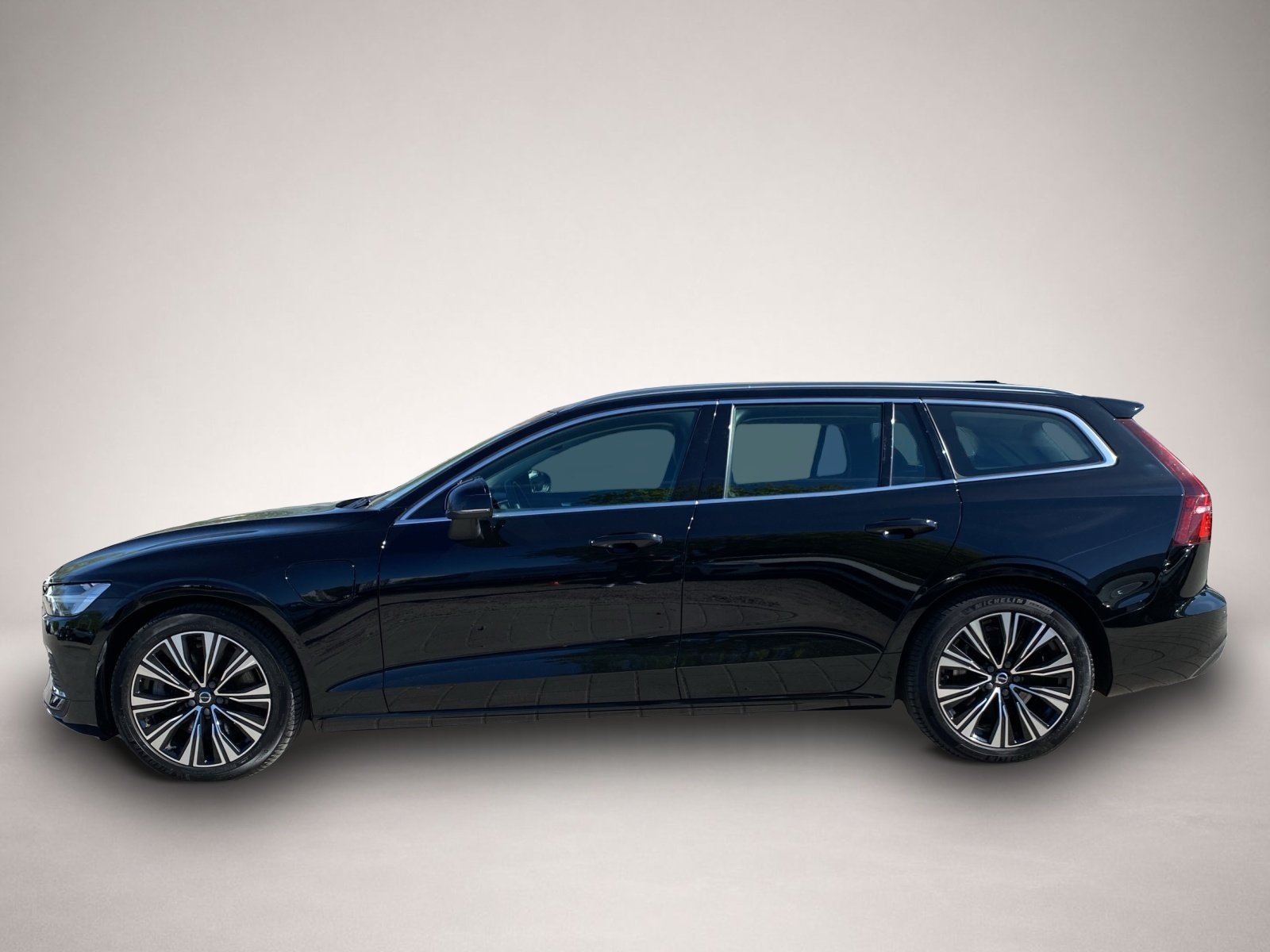 Volvo V60 (03/2023, )