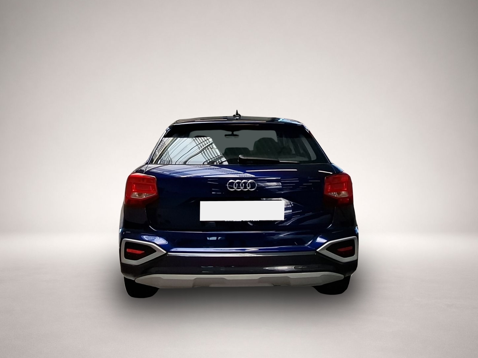 Audi Q2 (12/2022, Benzin)