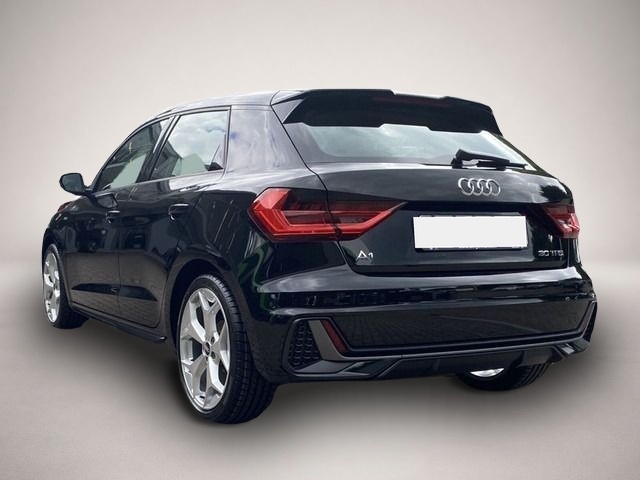 Audi A1 (09/2021, Benzin)