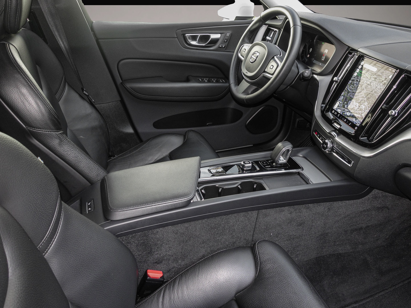 Volvo XC60 (09/2023, Benzin)