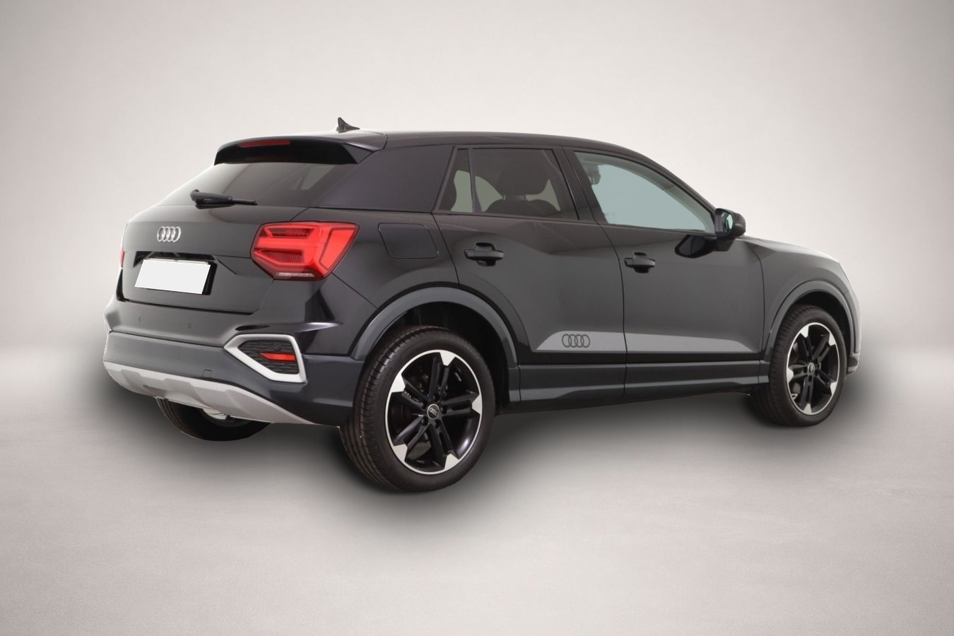 Audi Q2 (09/2025, Benzin)
