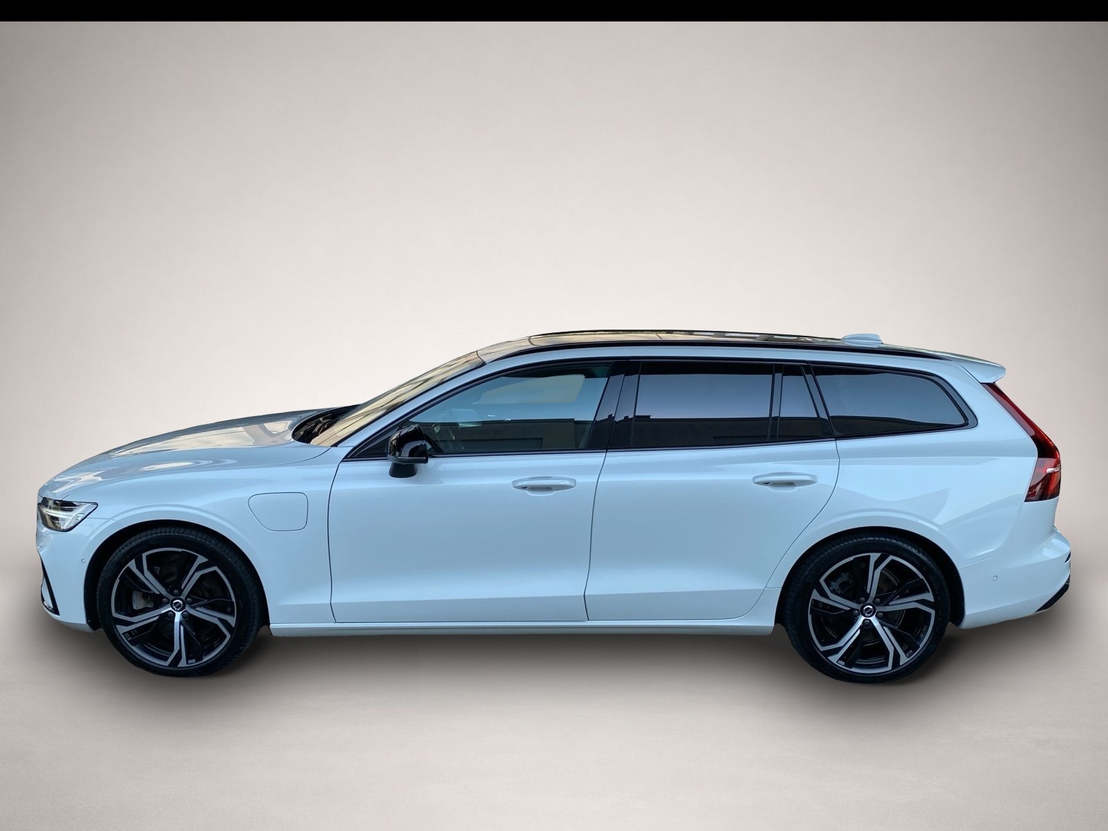 Volvo V60 (06/2024, )
