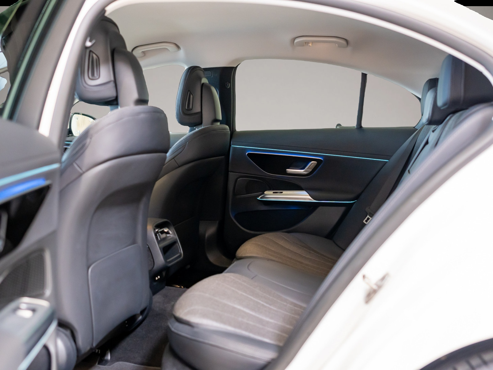 Mercedes-Benz E 220 (02/2025, Diesel)
