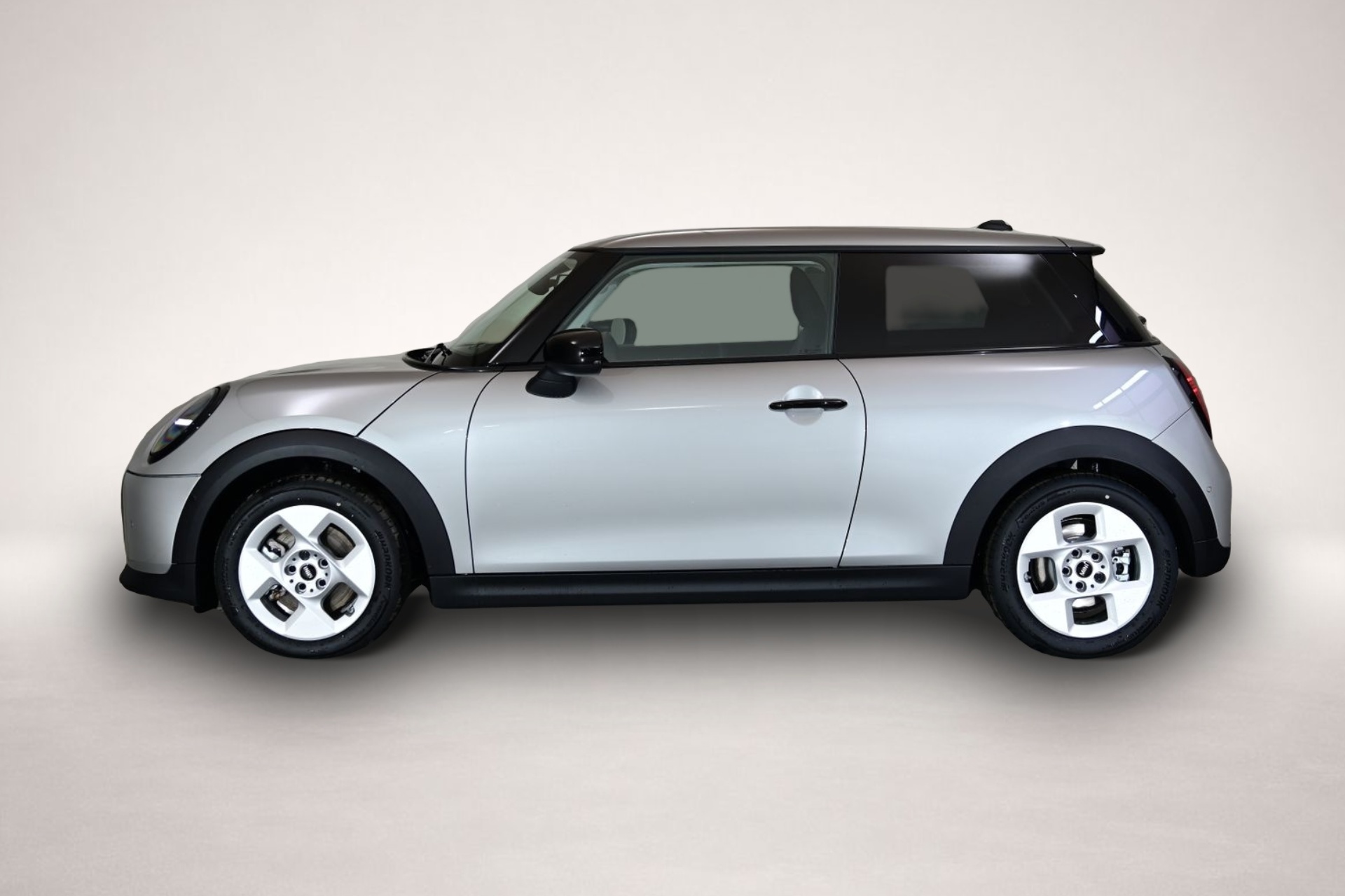 Mini Cooper (03/2026, Benzin)