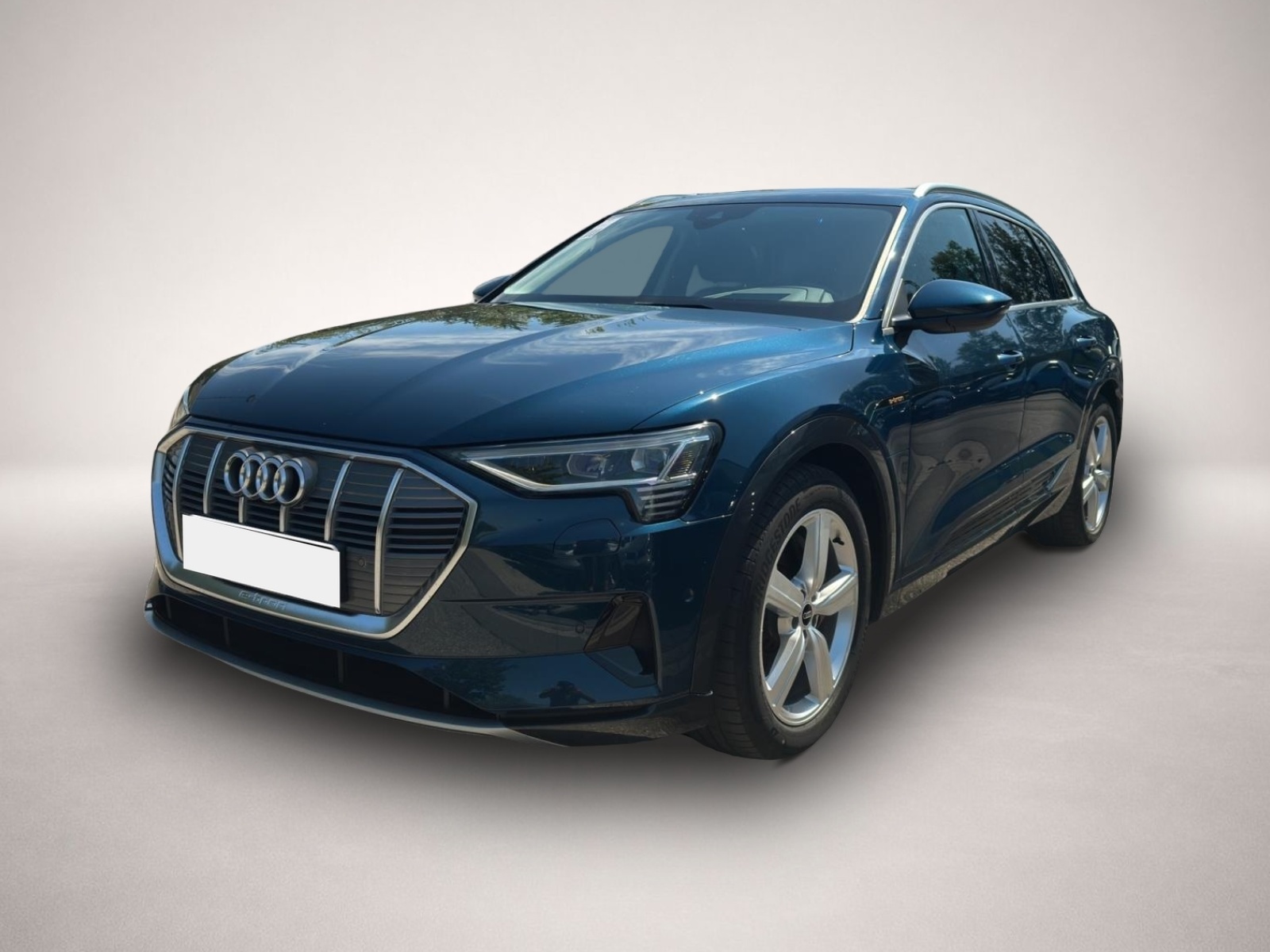 Audi quattro (01/2023, ELECTRIC)