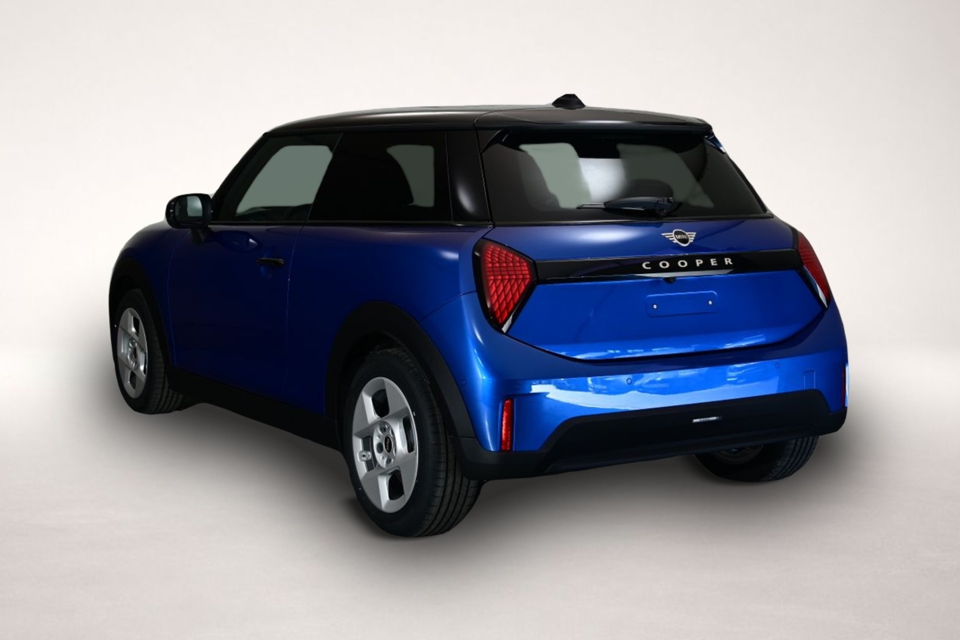 Mini Cooper (05/2026, Benzin)