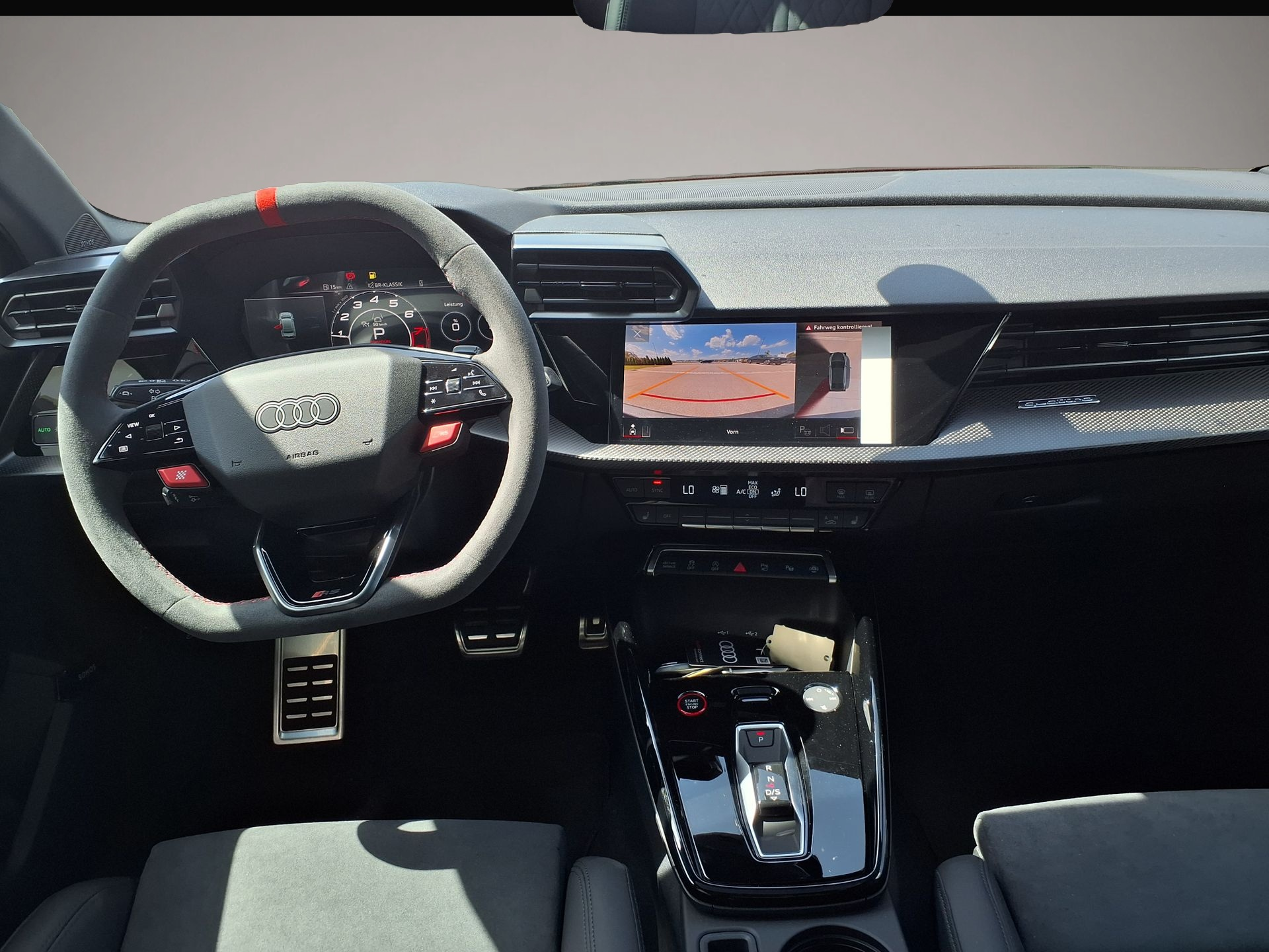 Audi RS3 (03/2026, Benzin)