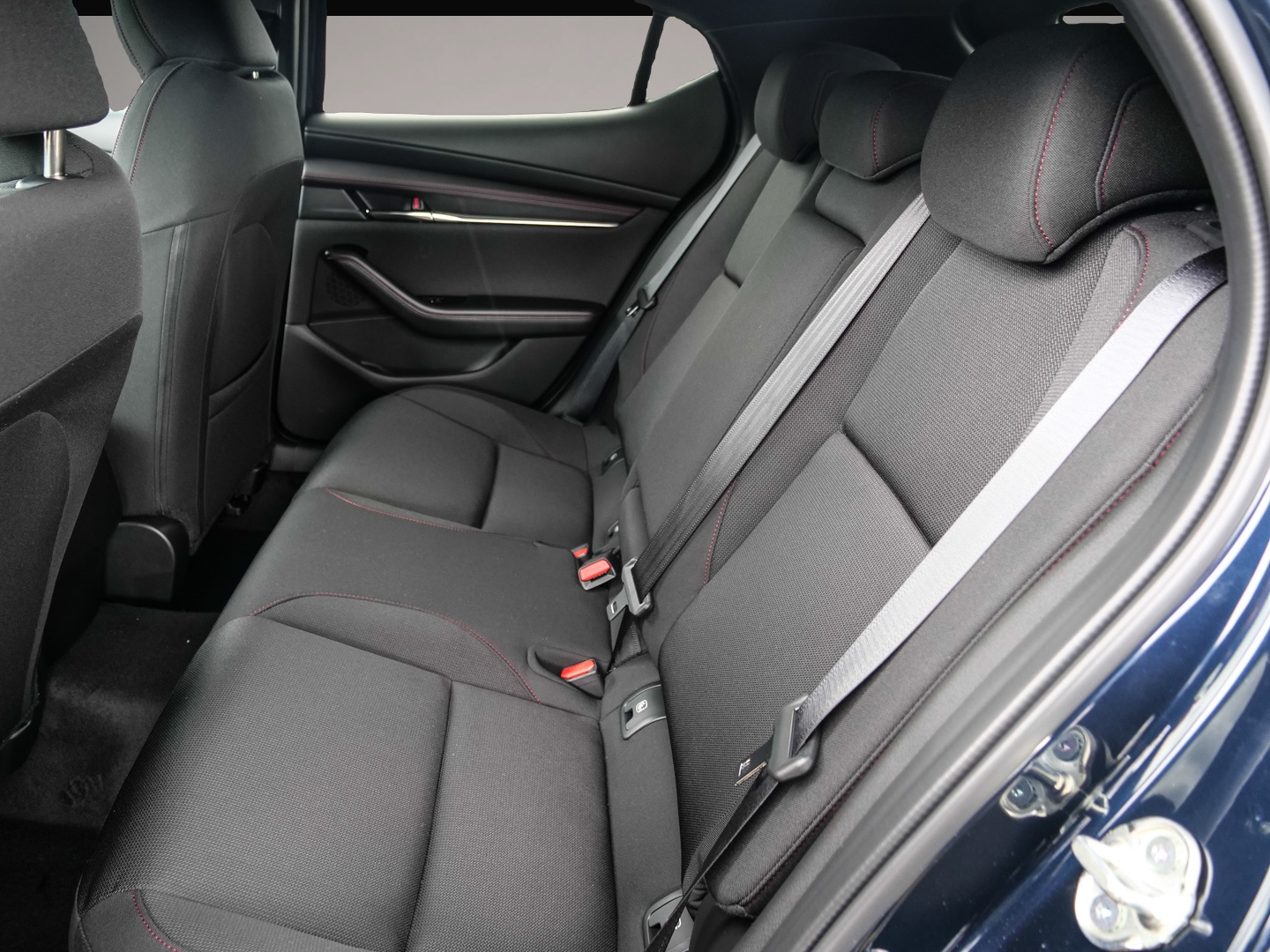 Mazda 3, image 6 of 6