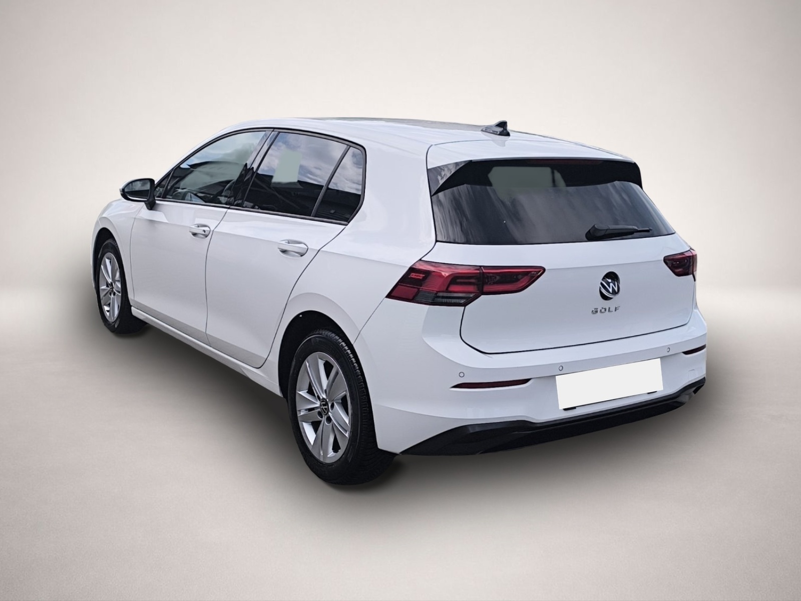 Volkswagen Golf (01/2023, Benzin)