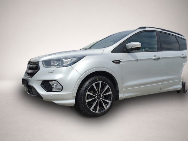 Ford Kuga (08/2019, Benzin)