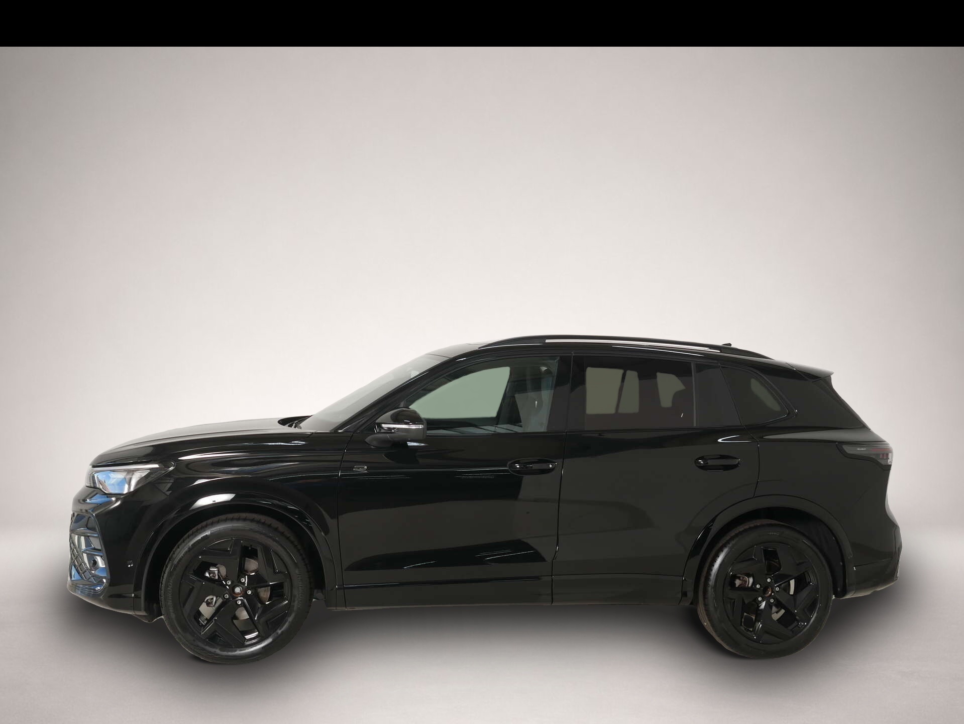 Volkswagen Tiguan (12/2025, Benzin)