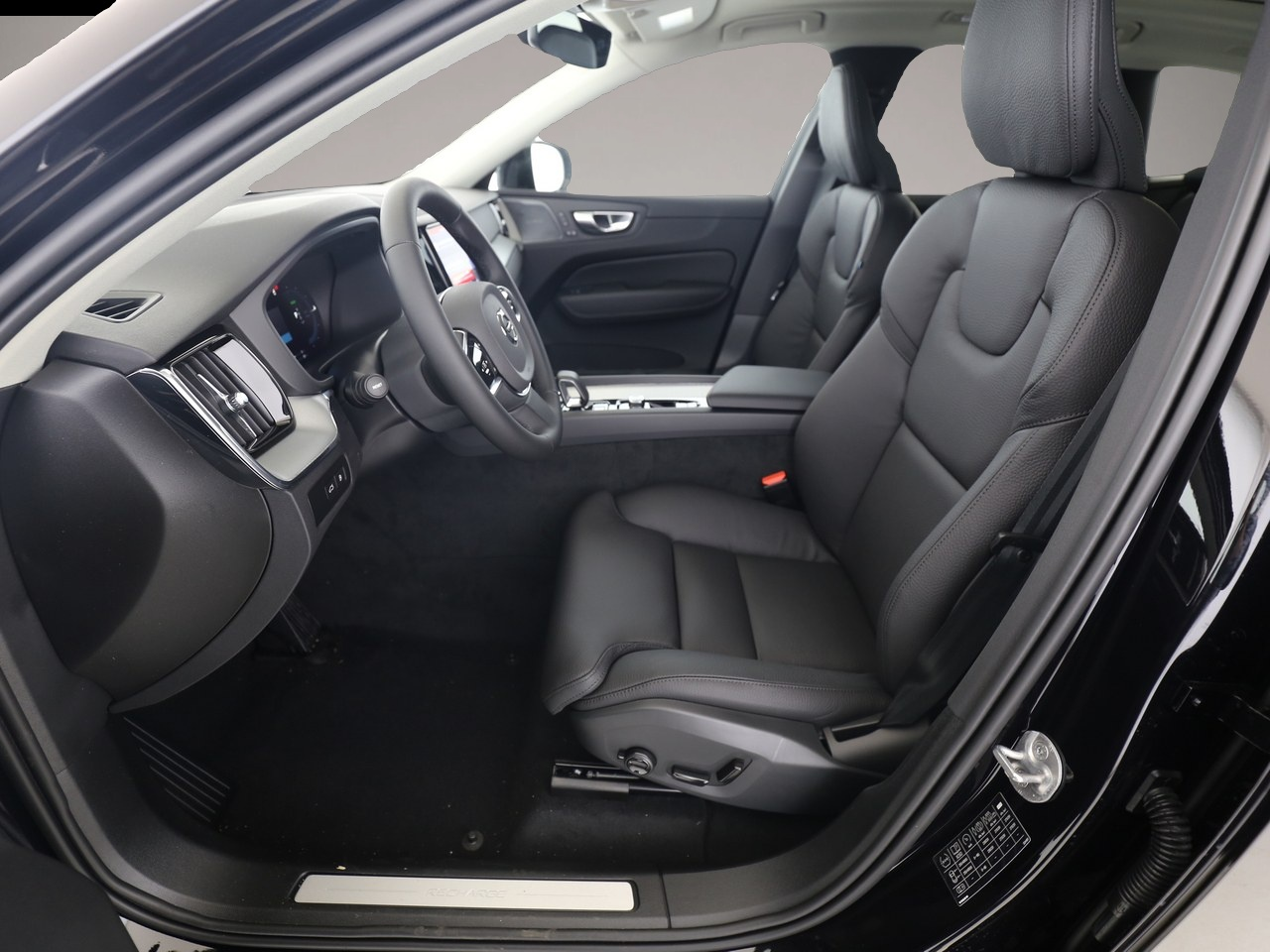 Volvo XC60 (06/2024, Hybrid (Benzin/Elektro))
