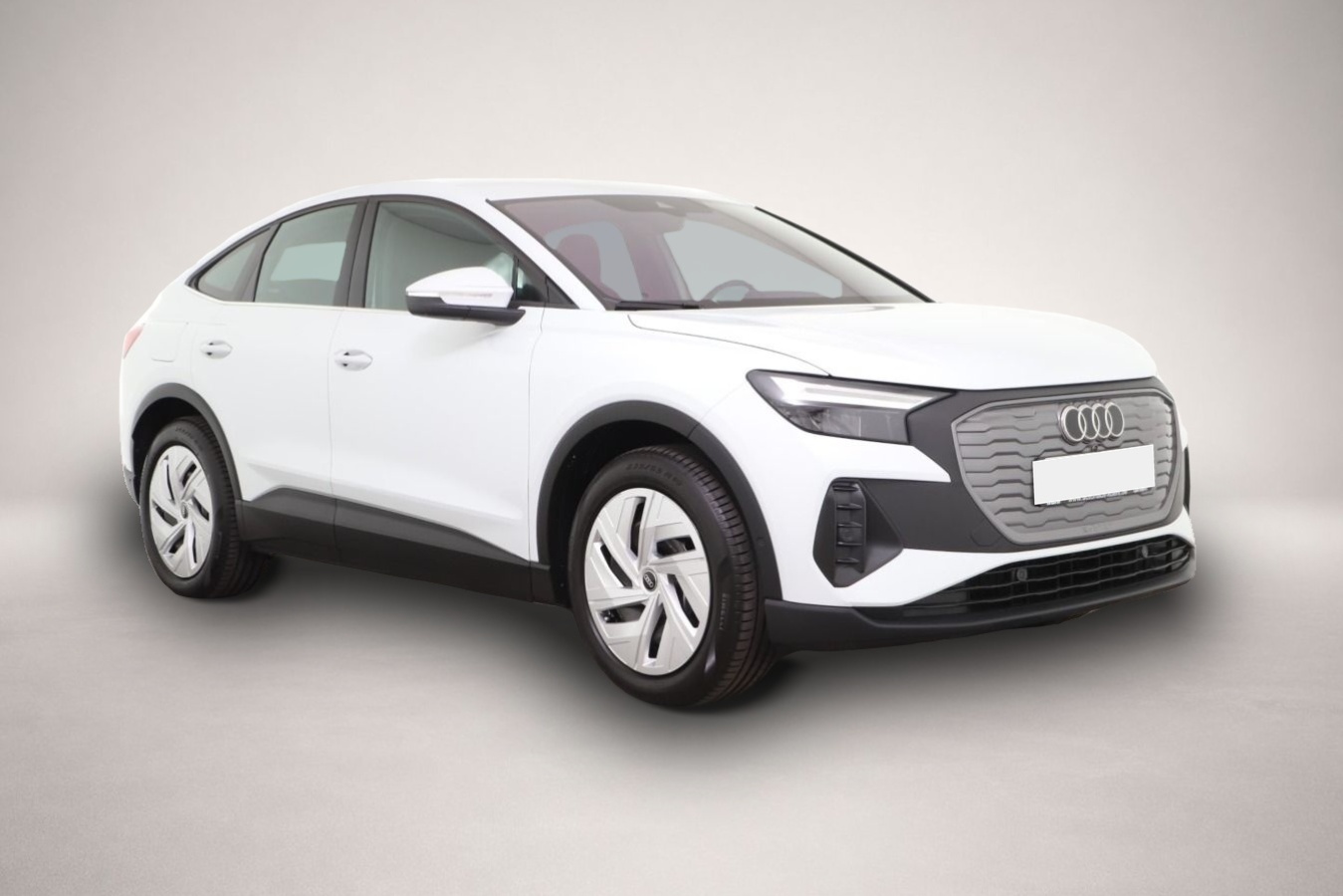 Audi e-tron (10/2025, ELECTRIC)